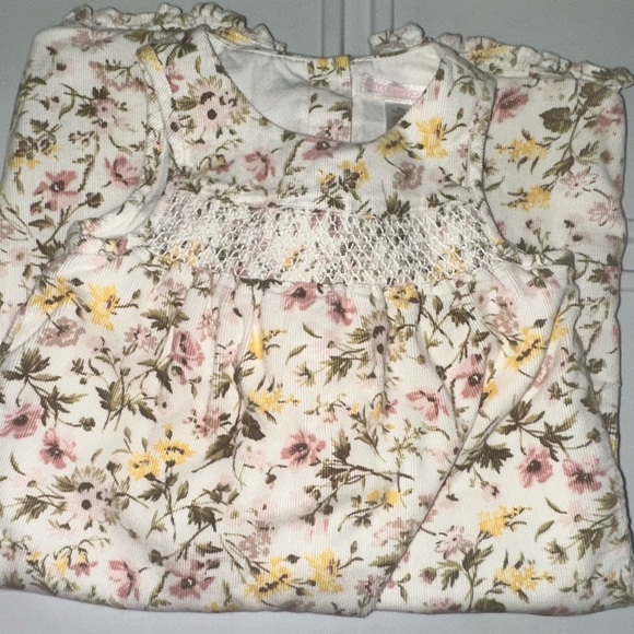 Janie And Jack 6-12 month Corduroy Floral Romper One Smocked Outfit Vintage 2006 - Picture 4 of 6